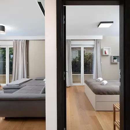 Stoja Appartement *