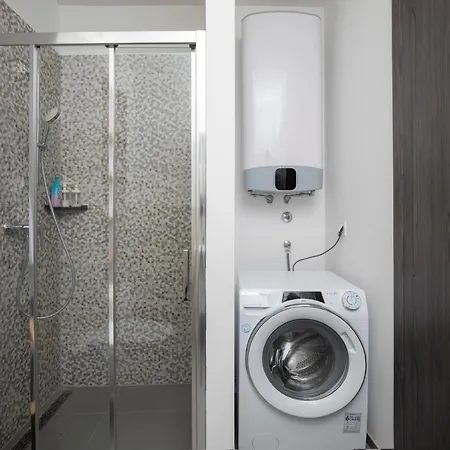 아파트 Stoja 풀라